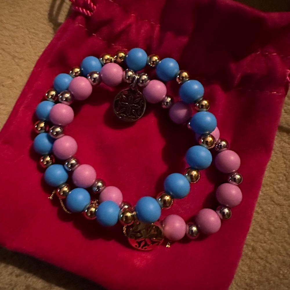 2 rustic cuff bracelets - Picture 4 of 4